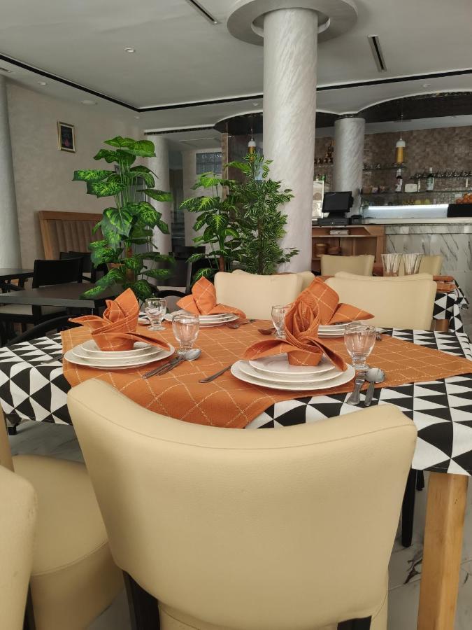 Hotel Castiya Мдік Екстер'єр фото