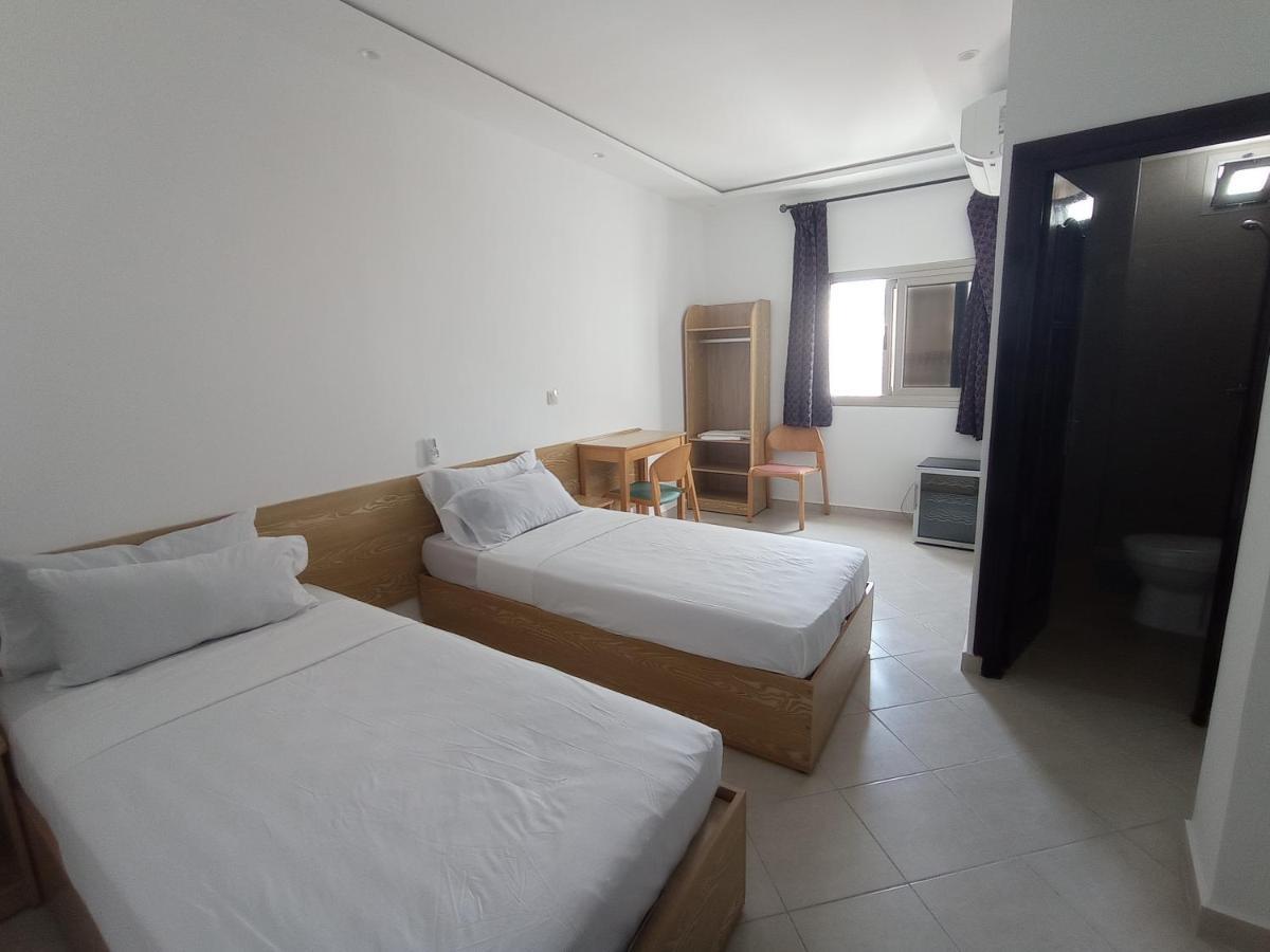 Hotel Castiya Мдік Екстер'єр фото